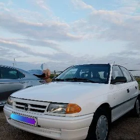 Opel Astra 1992