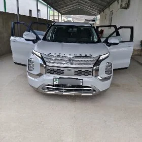 Mitsubishi Outlander 2022