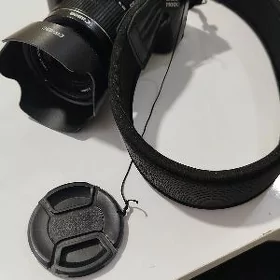 CANON EOS 1100D
