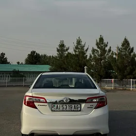 Toyota Camry 2012