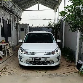 Kia Rio 2023