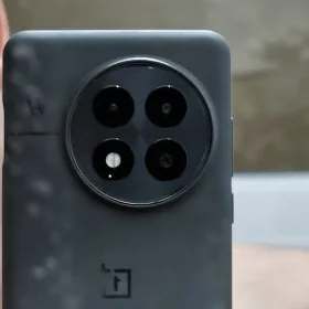 OnePlus 13