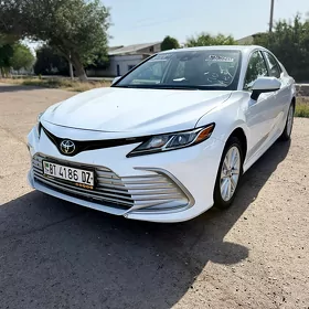 Toyota Camry 2023