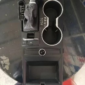 Kia K5 центральная консоль