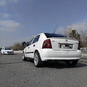 Opel Astra 2002