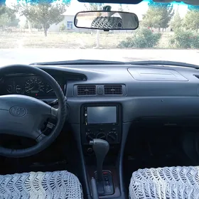 Toyota Camry 2000