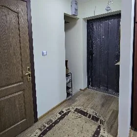 10мкр 1эт. Гостинка 37м²