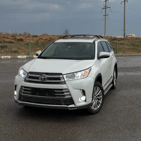 Toyota Highlander 2018