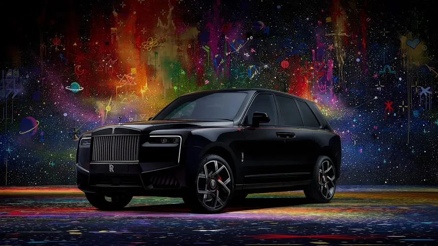 Rolls-Royce создал 5 эксклюзивных Cullinan, расписанных художником Сирилом Конго - img 2