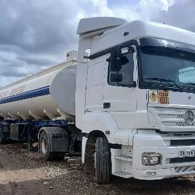 Mercedes-Benz ACTROS 3331 2008