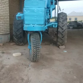 MTZ T-28 1981