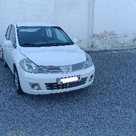 Nissan Versa 2010