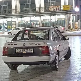 Opel Vectra 1992