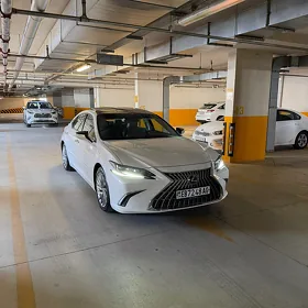 Lexus ES 350 2021