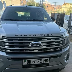 Ford Expedition 2021