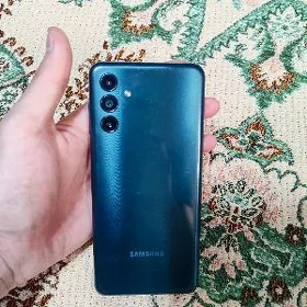 Samsung a04s 4/64
