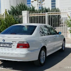 BMW E39 2002