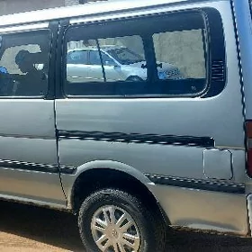 Toyota Hiace 1992