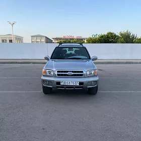 Nissan Pathfinder 2001