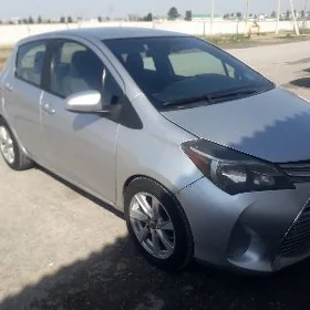 Toyota Yaris 2017
