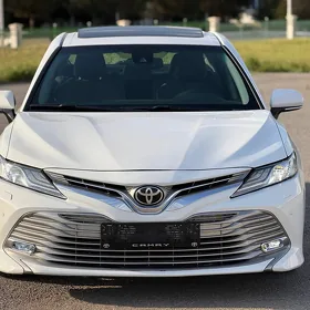 Toyota Camry 2018
