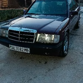 Mercedes-Benz 190E 1988