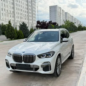 BMW X5 2021