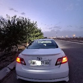 Toyota Camry 2011