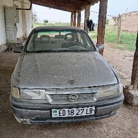 Opel Vectra 1989
