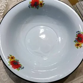 Эмалированный таз