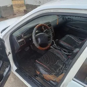 Toyota Corona 1998