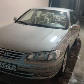 Toyota Camry 1998