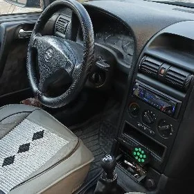 Opel Astra 1999