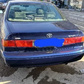 Toyota Camry 1999