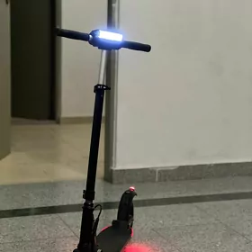 Skuter(elektro samokat)