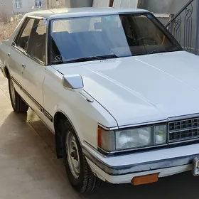 Toyota Cresta 1982