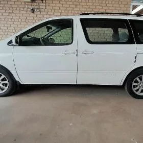 Toyota Sienna 2002