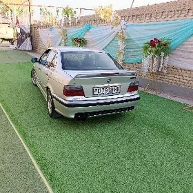BMW 325 1992