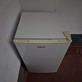 Supermax холодилник