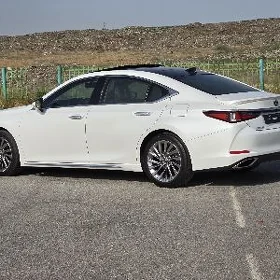 Lexus ES 350 2023