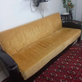 Диван Istikbal