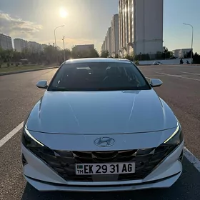 Hyundai Elantra 2021