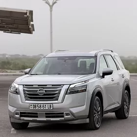 Nissan Pathfinder 2023