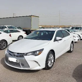 Toyota Camry 2016