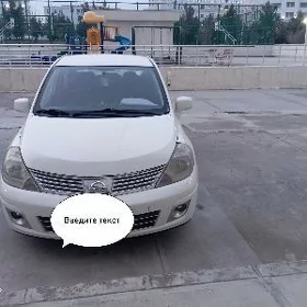 Nissan Versa 2010