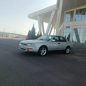Toyota Camry 1992