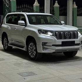 Toyota Land Cruiser Prado 2023