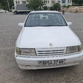 Opel Vectra 1989