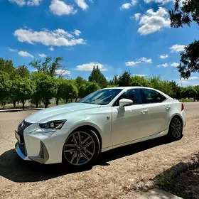 Lexus IS 350 2020
