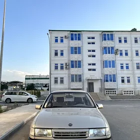 Opel Vectra 1992